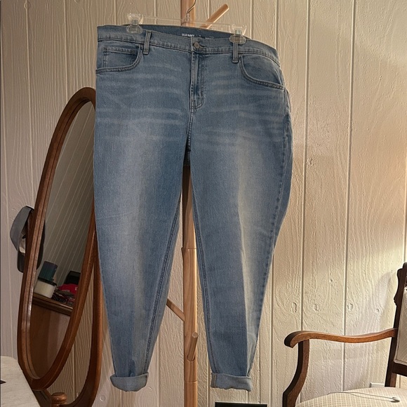 Old Navy Denim - Old Navy Women's Light Blue Boyfriend Jeans